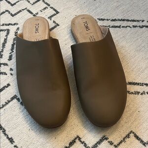 TOMS Classic Brown Mules